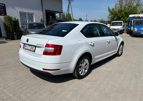 Skoda Octavia cena 53800 przebieg: 218245, rok produkcji 2018 z Wisła małe 326